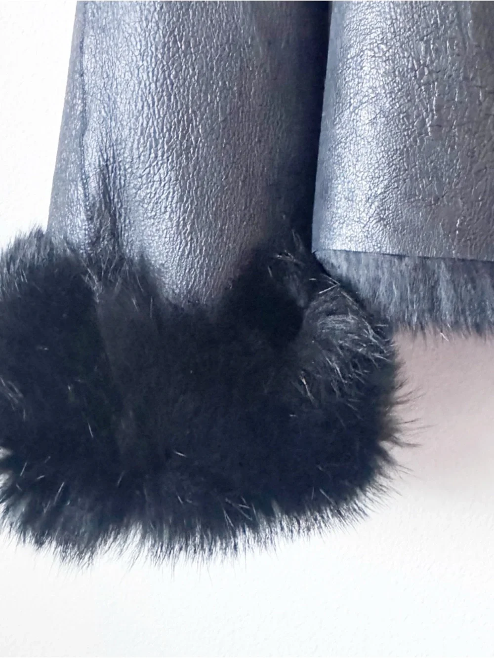 Women’s Black Faux Fur Trim Leather Jacket - Picture 6 of 7